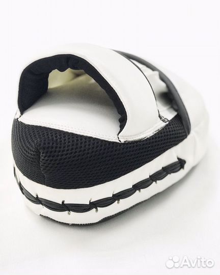 Лапа из натуральной кожи киокушинкай