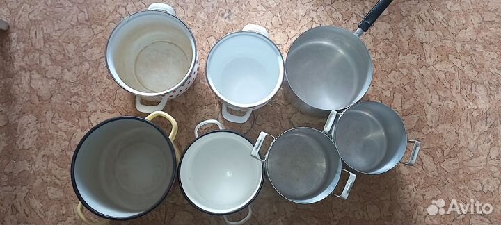 Кастрюли б/у