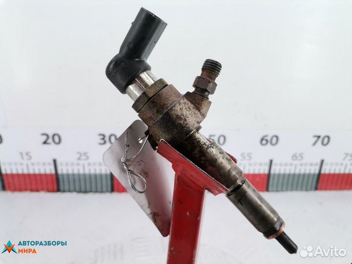 Форсунка Peugeot 307 2005 1980L0