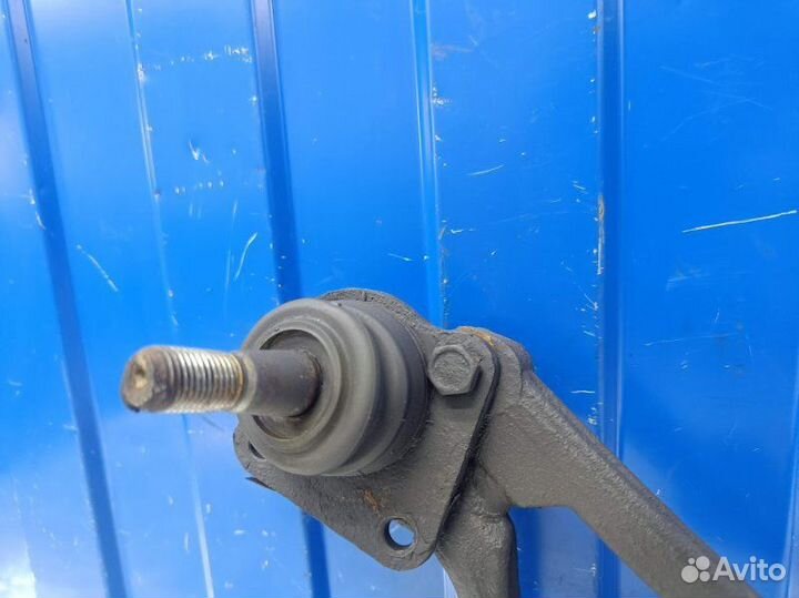 Рычаг передний правый Chevrolet Niva 1 1.7 2004