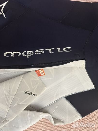 Гидрокостюм