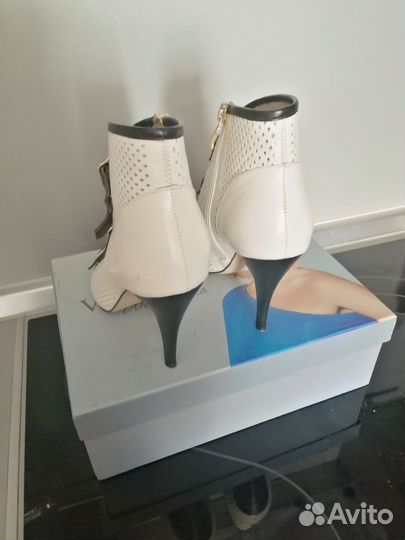 Босоножки женские 37 размер