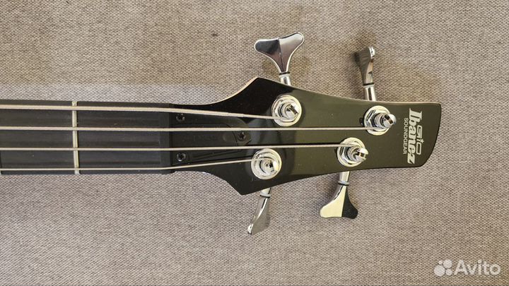 Басс гитара ibanez