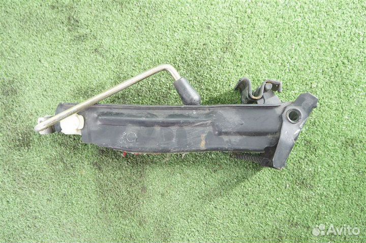 Домкрат Volkswagen Golf 5