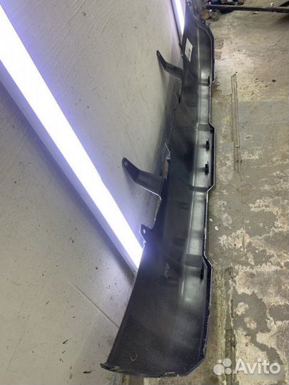 Накладка бампера задняя Toyota Rav4 XA40