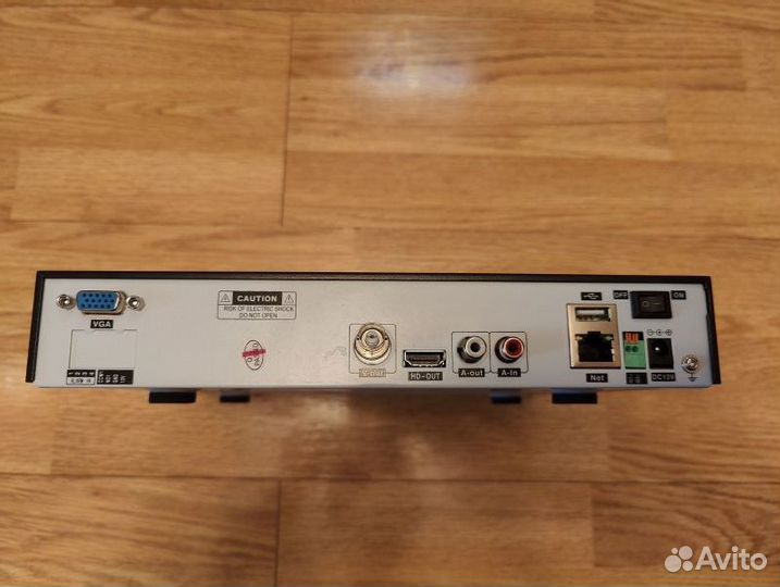 IP видеорегистраторе (9 каналов) и 6 IP камер