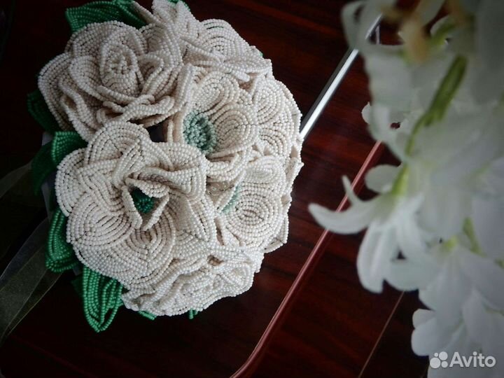 Букет свадебный из бисера