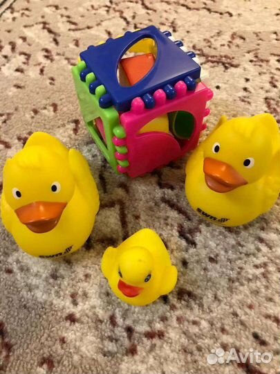 Развивающие игрушки