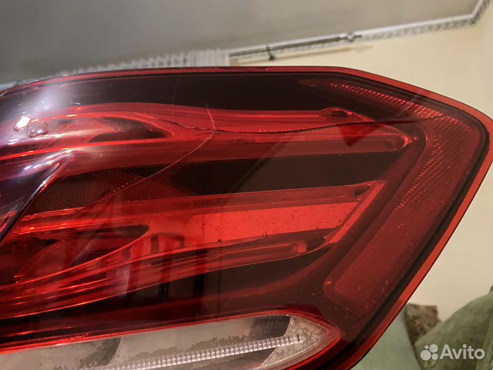 Задние фары на w212 багажник