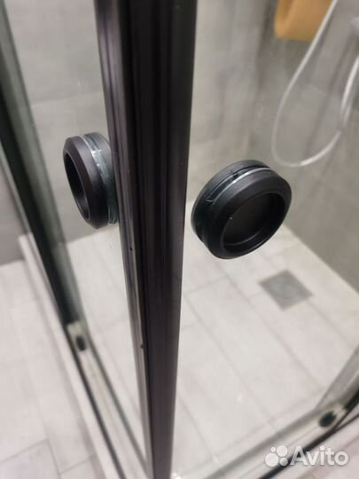 Душевая перегородка из закалённого стекла