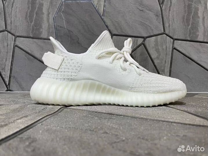 Кроссовки adidas yeezy boost 350 женские