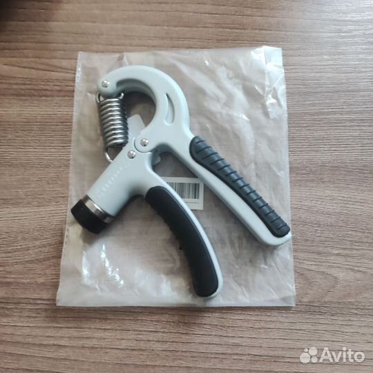 Эспандер кистевой регулируемый