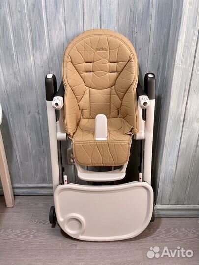 Стульчик для кормления Peg Perego Siesta Follow Me
