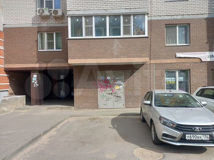 Торговая площадь, 66 м²