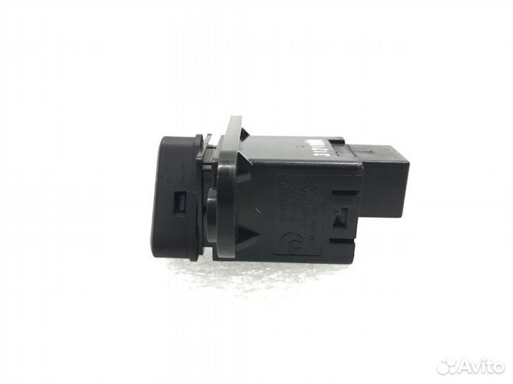 Кнопка аварийной сигнализации Chevrolet Cruze