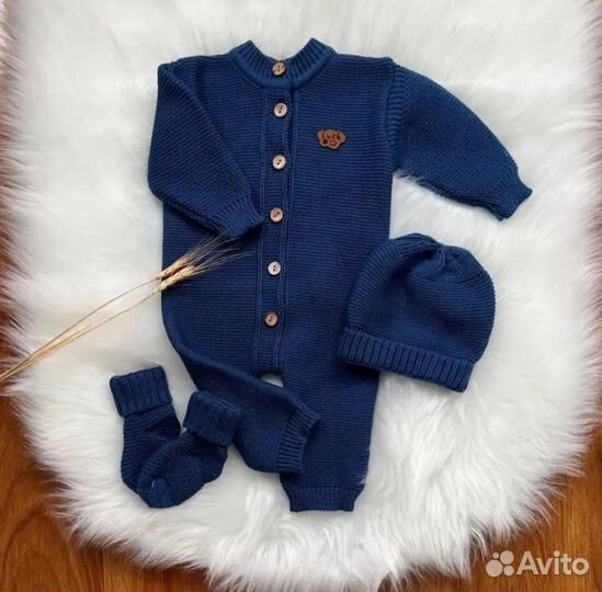 Комбинезон детский новый на выписку