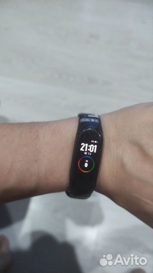 Фитнес браслет Xiaomi mi band 4