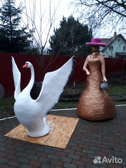 Лебедь из артбетона