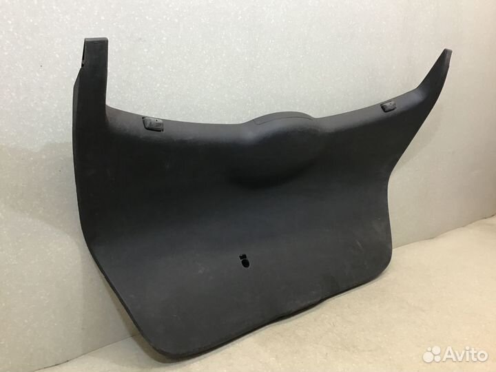 Обшивка двери багажника Skoda Octavia (A5 1Z) 2004