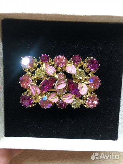 Брошь Joan River Kirks Folly Безель