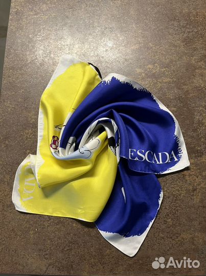 Шейный платок Escada оригинал
