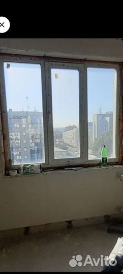 Новое пластиковое окно от застройщика