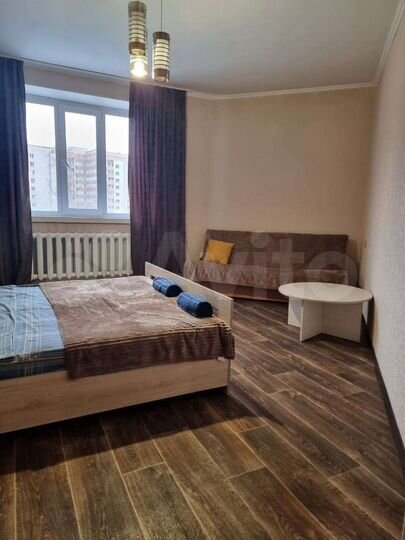 2-к. квартира, 65 м², 2/13 эт.