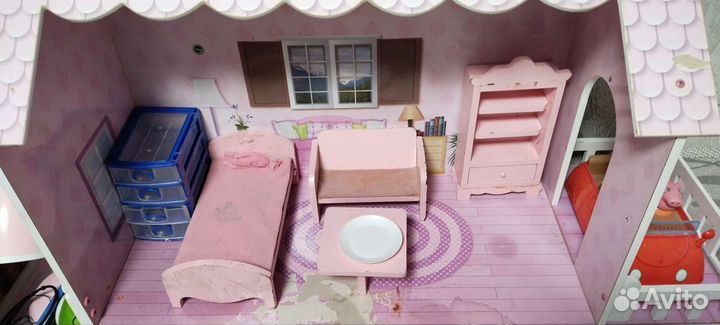 Домик кукольный