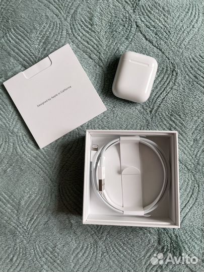 Кейс от наушников apple airpods 2 оригинал