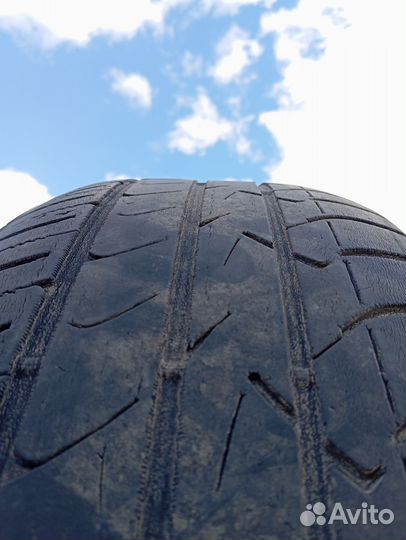 Шины 215/60/17