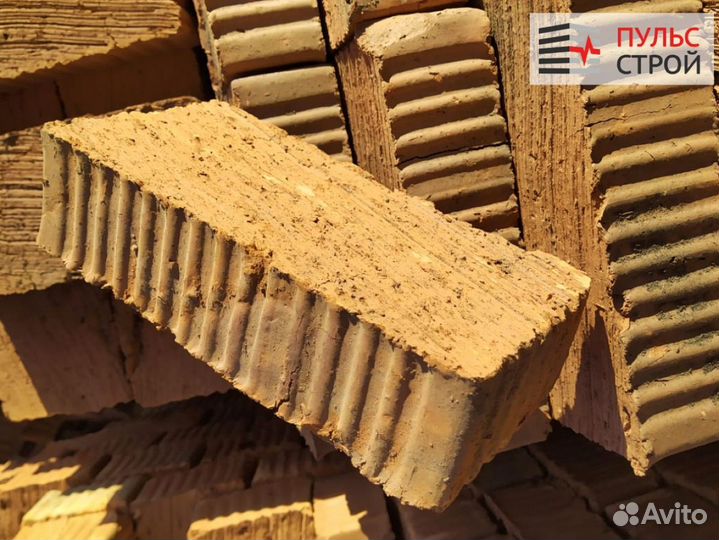 Рабочий кирпич полнотелый