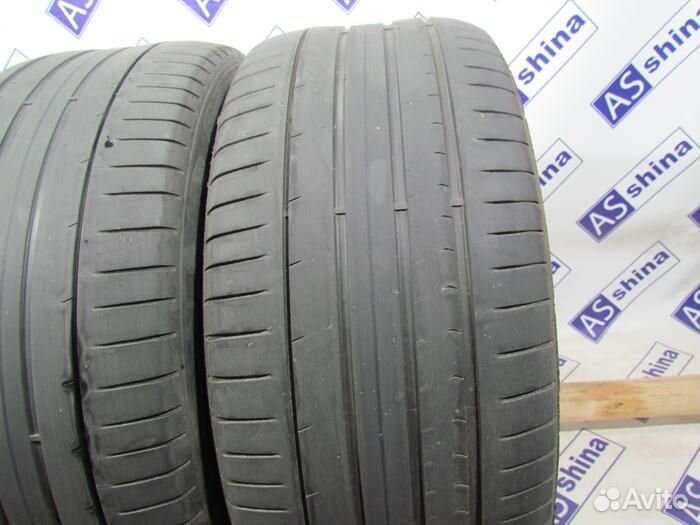 Pirelli P Zero PZ4 275/40 R19 81H