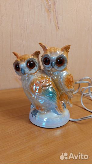 Фарфоровая статуэтка-светильник 