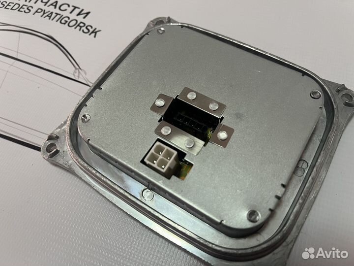 Блок розжига ксенона BMW E90 E70 E64 новый