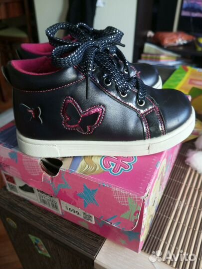 Ботинки демисезонные для девочки 25 размер