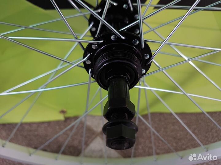 Колесо заднее 26 под трещетку под гайки
