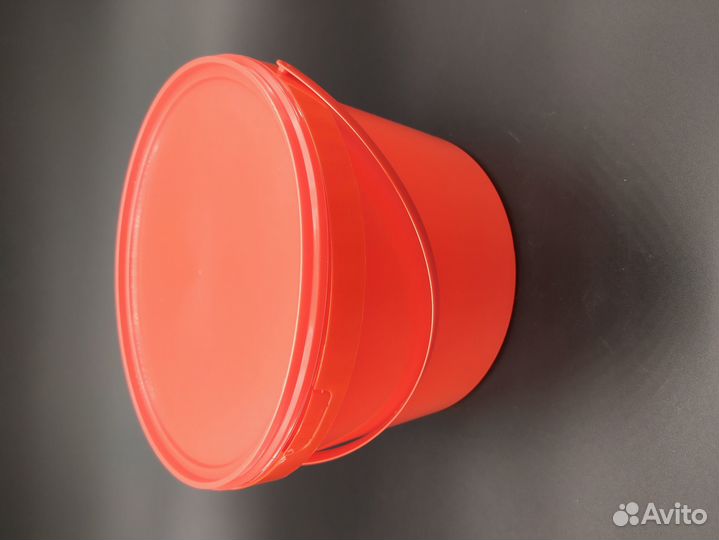 Пластиковая тара ведра банки