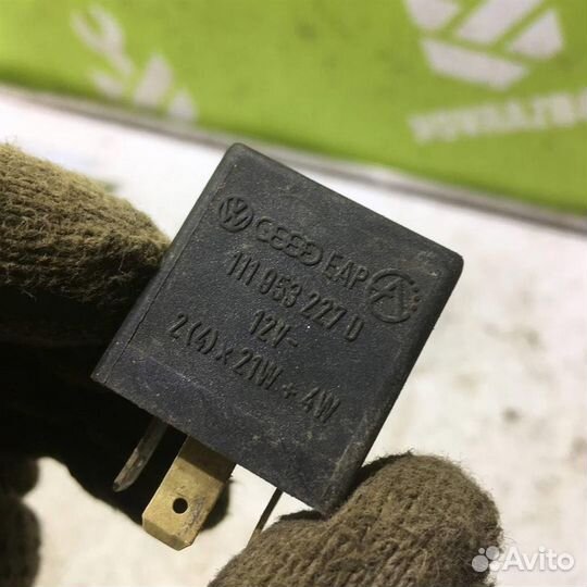 Реле поворотов Фольксваген Транспортер Т2 Т3 79