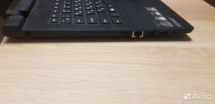Ноутбук Lenovo