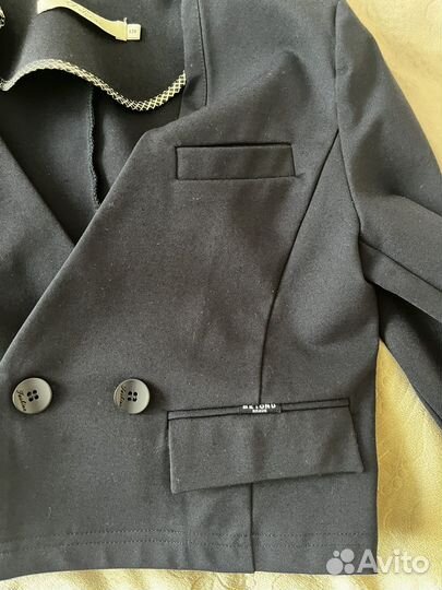 Пиджак для девочки 128