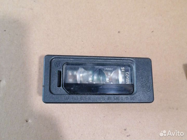 Фонарь подсветки номера фольксваген