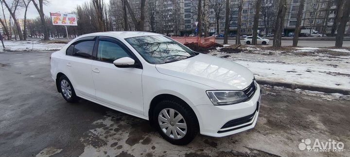 Volkswagen Jetta, 2015