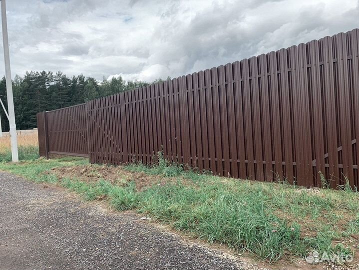 Забор из евроштакетника