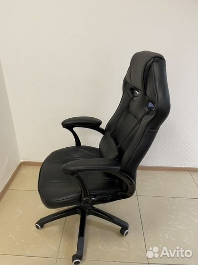 Компьютерное кресло
