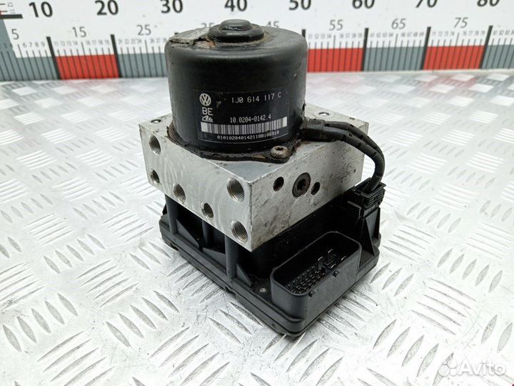 Блок ABS для Volkswagen Golf 4 1J0907379G