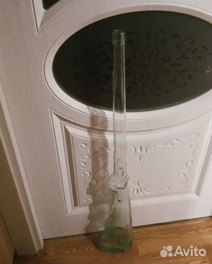 Стеклянная бутылка в виде ружья