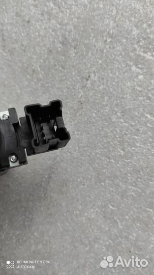 Моторчик стеклоподъёмника передний Nissan Fuga Y51