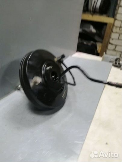 Вакуумный усилитель тормозов Renault Kaptur 1