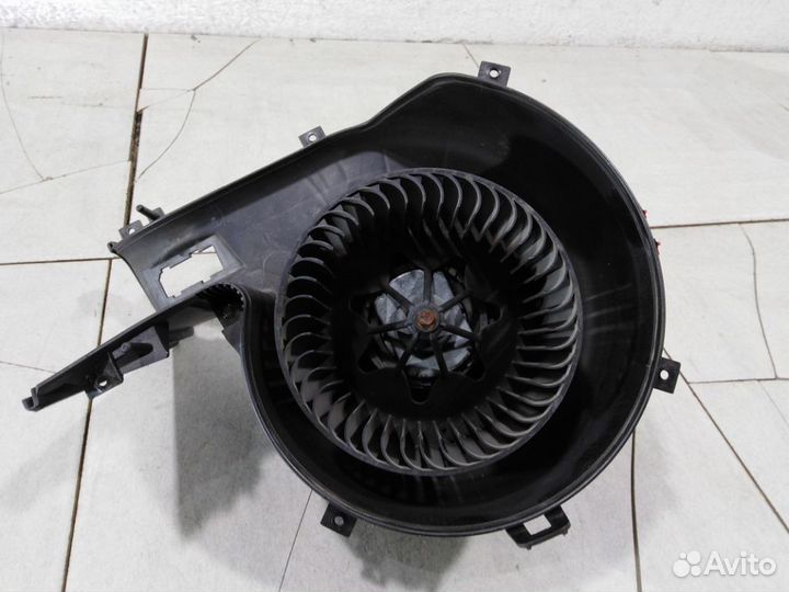 Моторчик печки Опель Vectra C