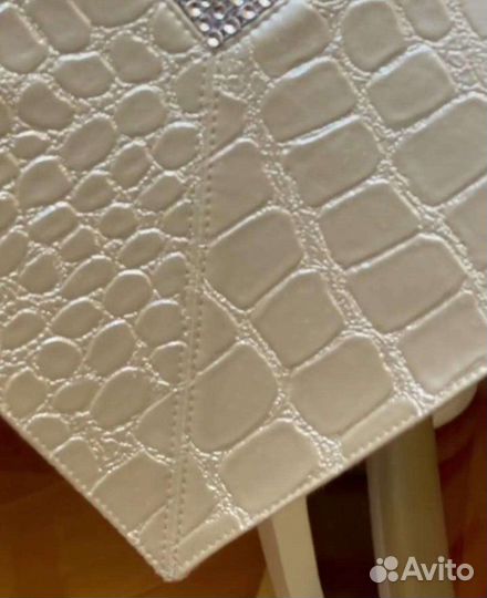 Скатерть из экокожи